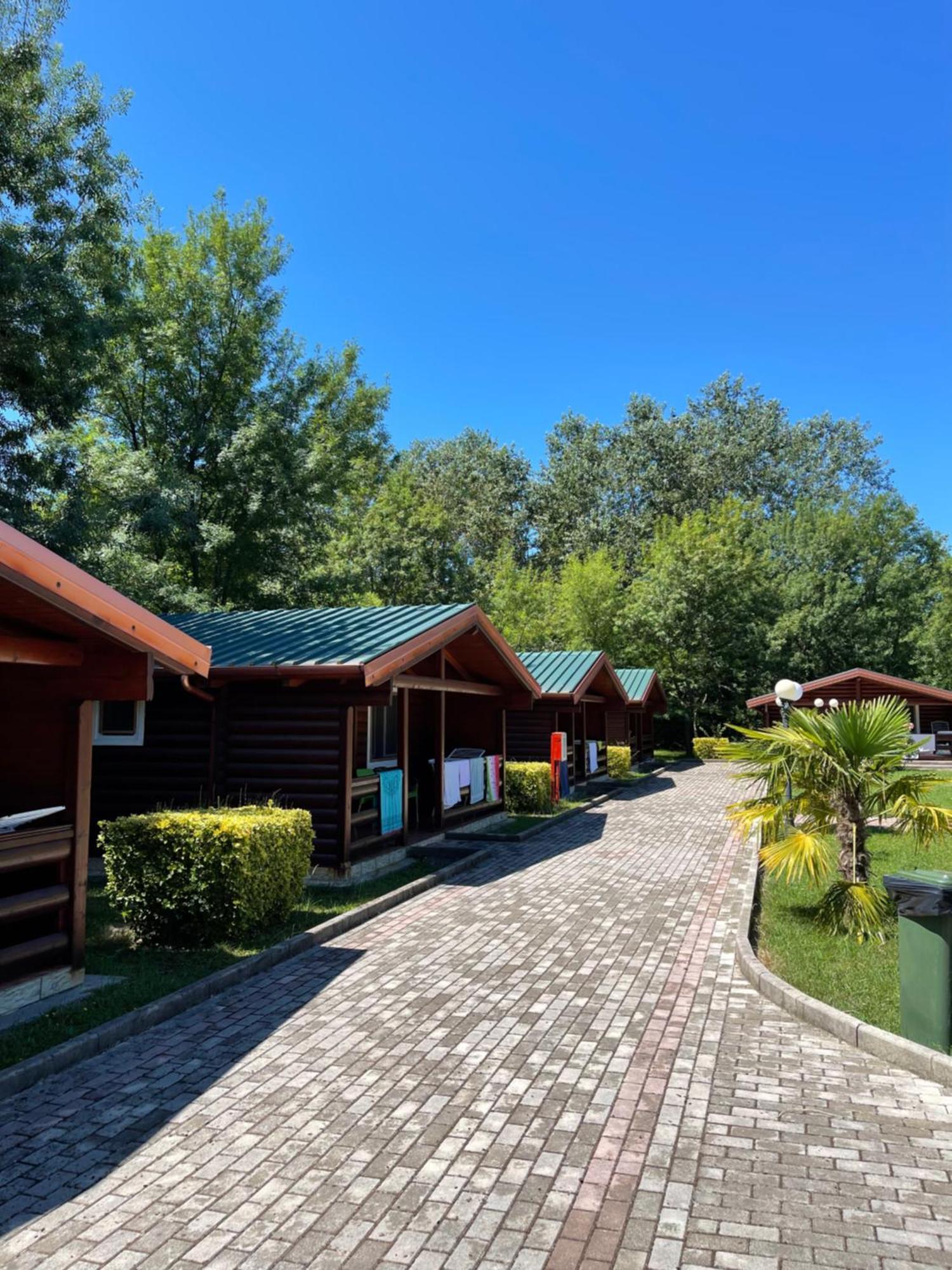 Kompleksi Turistik Leonardo Shëngjin Buitenkant foto